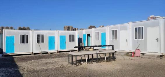 安裝和使用集裝箱活動(dòng)房需要注意哪些事項(xiàng)